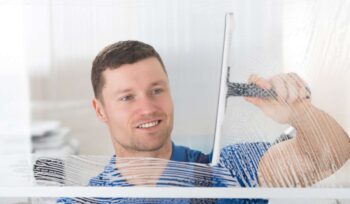 Fensterputzer I Gebäudereinigung Mühldorf am Inn